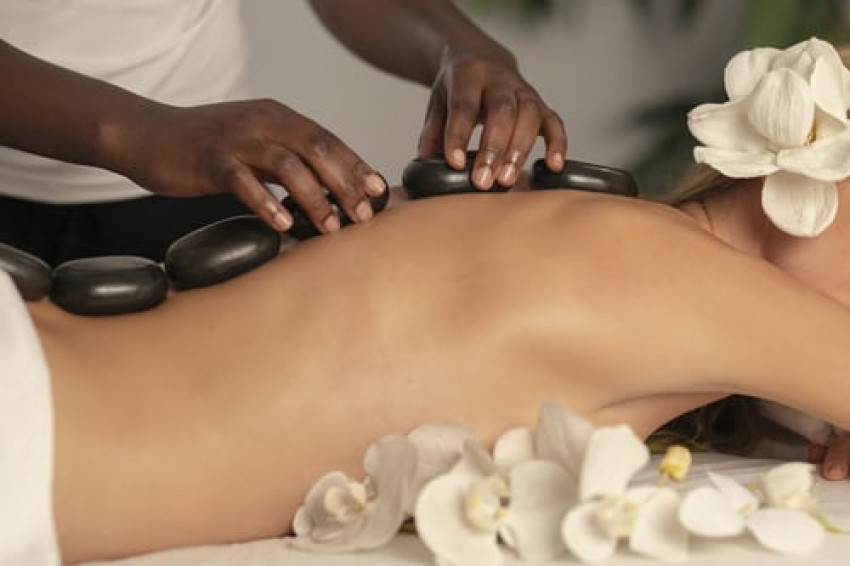 Many Benefits of Aromatherapy Massage