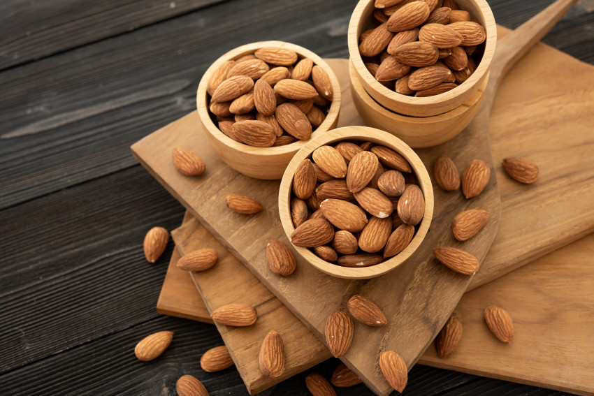 9 Best Health Benefits of Almonds Improve Men’s Health