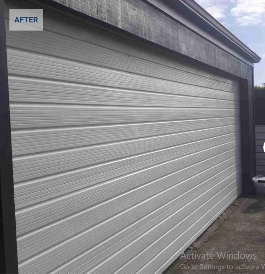 Tips on how to preserve the luster of your metallic garage door using repaint