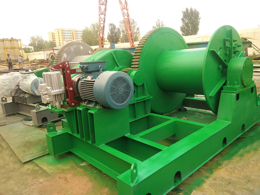 Several Types of 25 Ton Winches Available For Sale