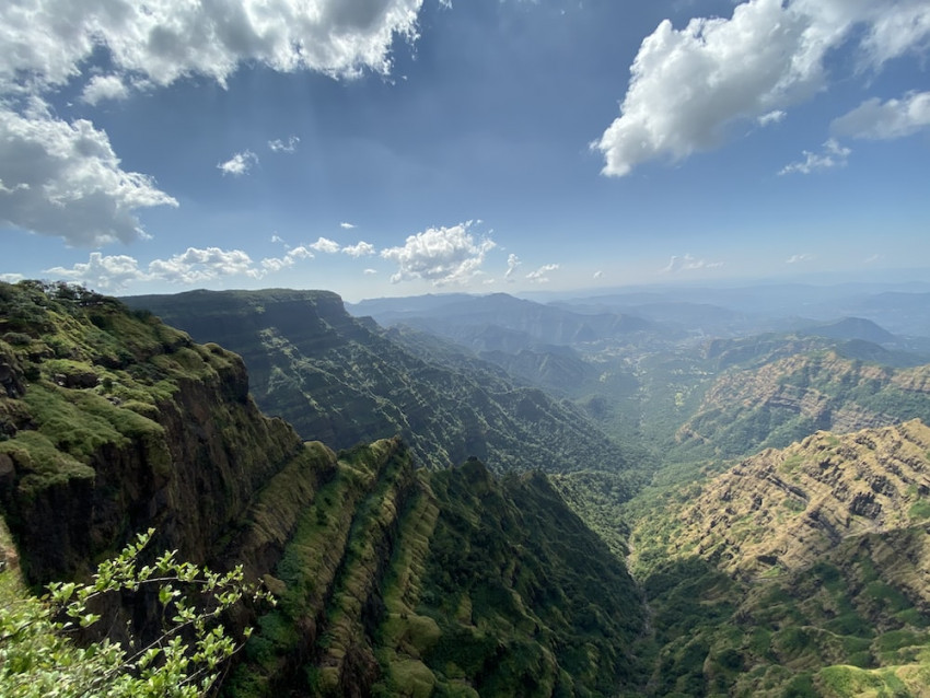 Top 10 Maharashtra Hill Stations You Must Visit at Least Once