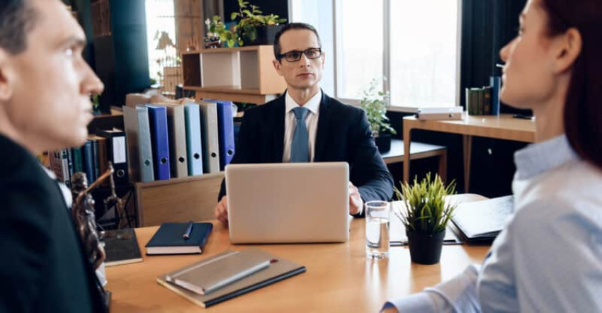 How to Select a Divorce Lawyer