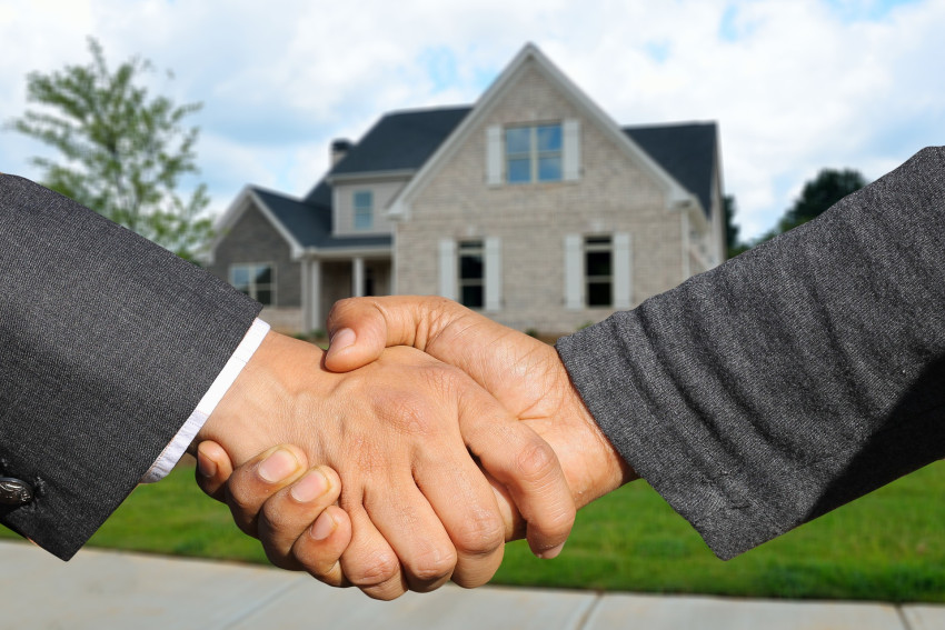 How to find the right real estate agent to buy or sell property