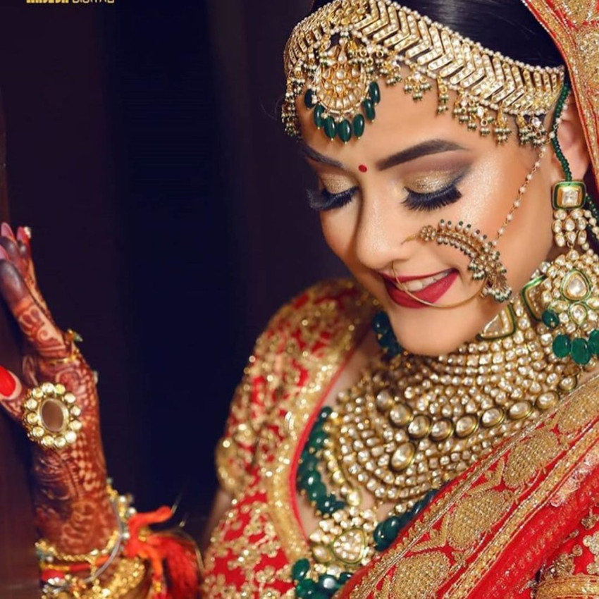 Grace & Glamour: Unveiling the Best Bridal Makeup Artist in Gurgaon