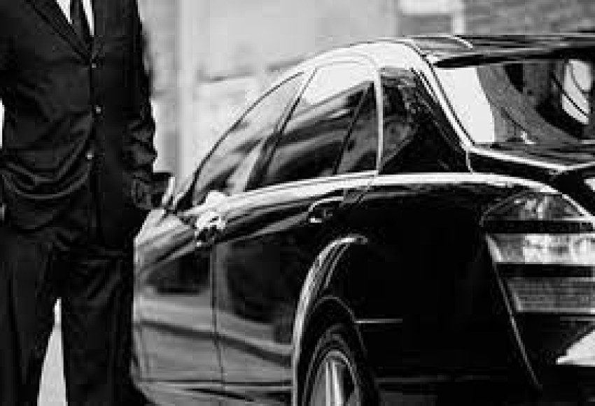 Why Luxury Vehicles are the Perfect Choice for Your Corporate Transport Needs