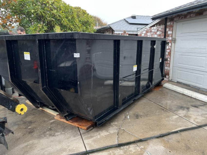 Streamlined Cleanup: Elevate Your Project with Dumpster Rentals