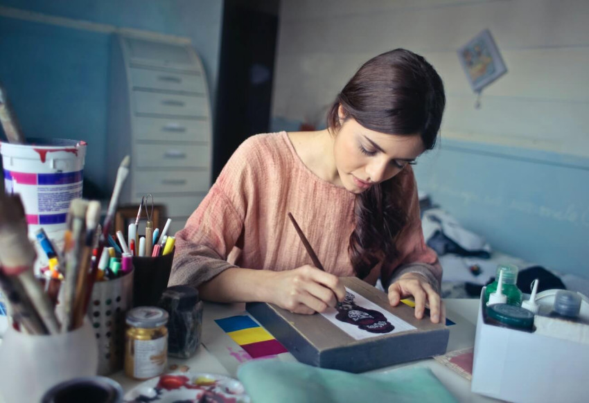 The Art of Entrepreneurship: Starting a Graphic Design Business