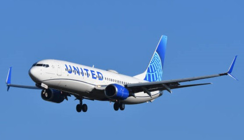What is the cheapest day to buy flights on United Airlines?
