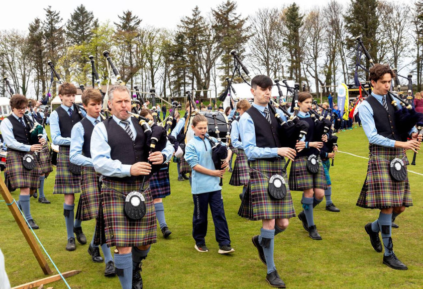 kilts for Scottish Modern mens