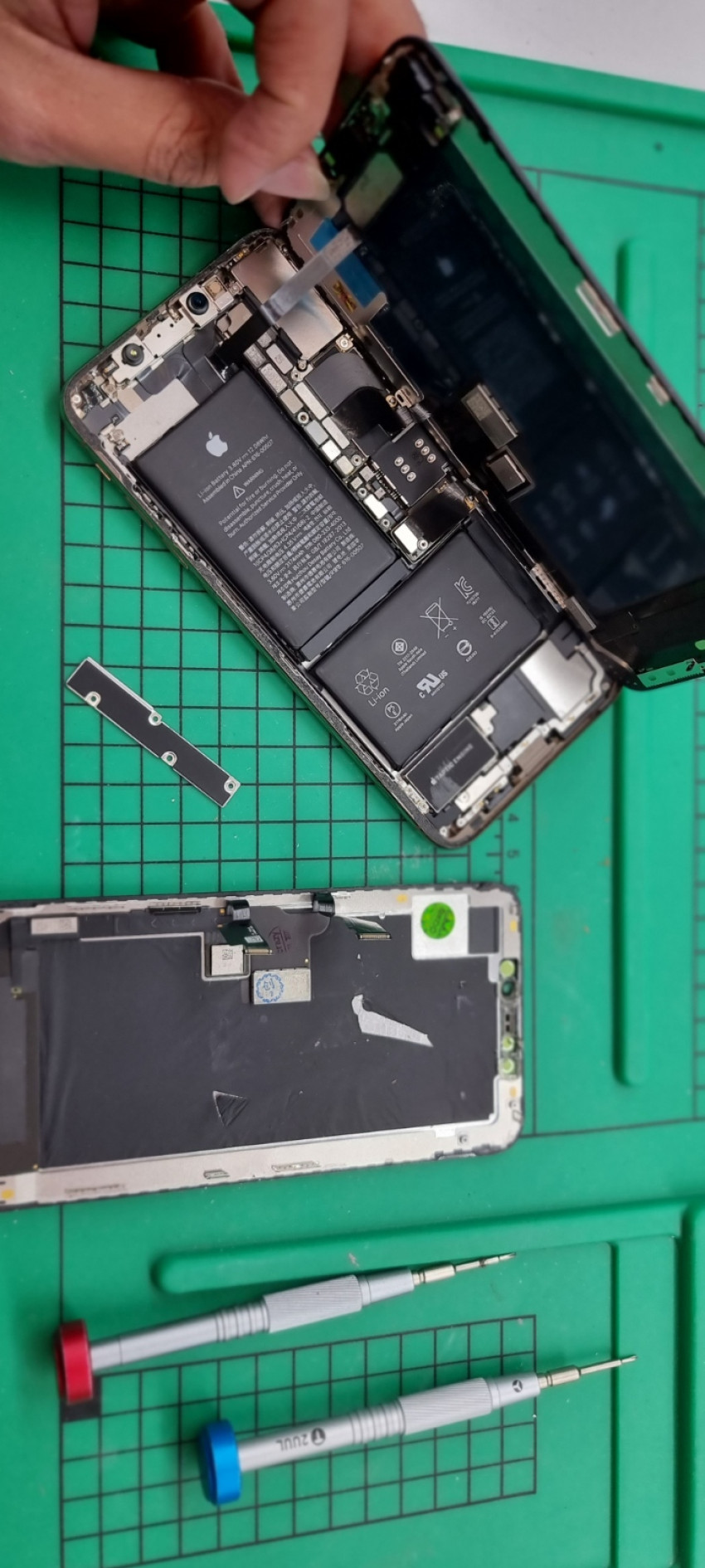 Quality Matters: Reliable iPhone Repair Services in Box Hill & Schofields.