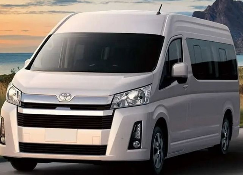 Sandringham Maxi Taxis: Stylish Journeys for Your Group Adventures