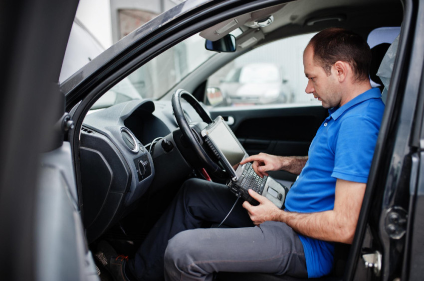 Mastering Vehicle Security with Immobiliser Coding: A Keylink Diagnostics Specialization