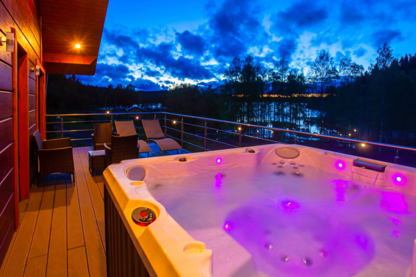 The Health Benefits Of Hydrotherapy In Luxury Hot Tubs From Factory Direct