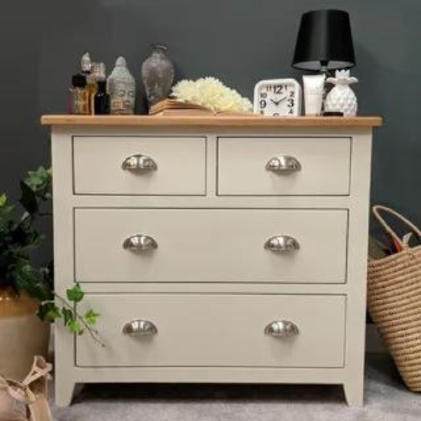 The Versatile Elegance of a Chest of Drawers
