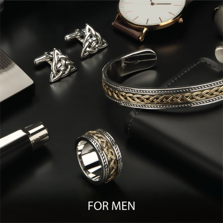 Custom Jewelry For Him: A Guide To Thoughtful Personalization