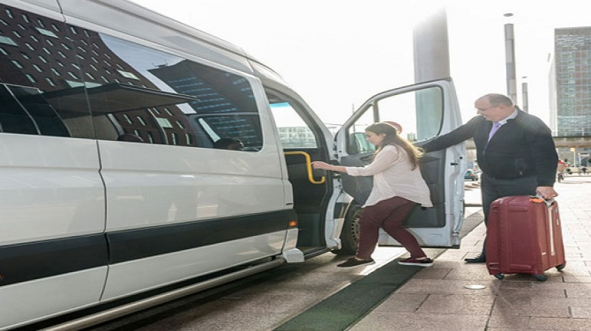 Reliable and Affordable: Airport Shuttle Bus Perth Ensures Stress-Free Travel