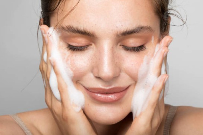 Here's Why You Still Need a Night Cream