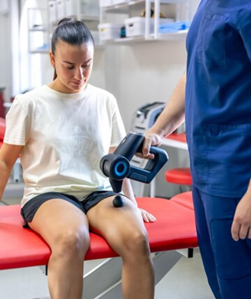 Comparing Traditional vs. Robotic Knee Replacement: What's Right for You?