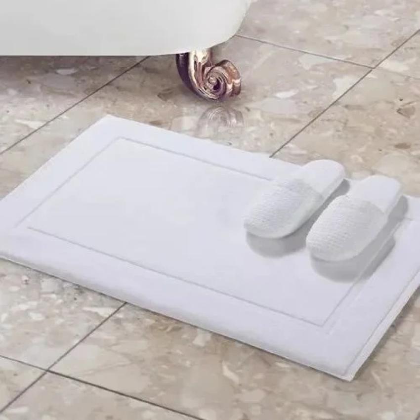 Enjoy a Plush Feel and Comfort by Adopting a Cotton Bath Mat