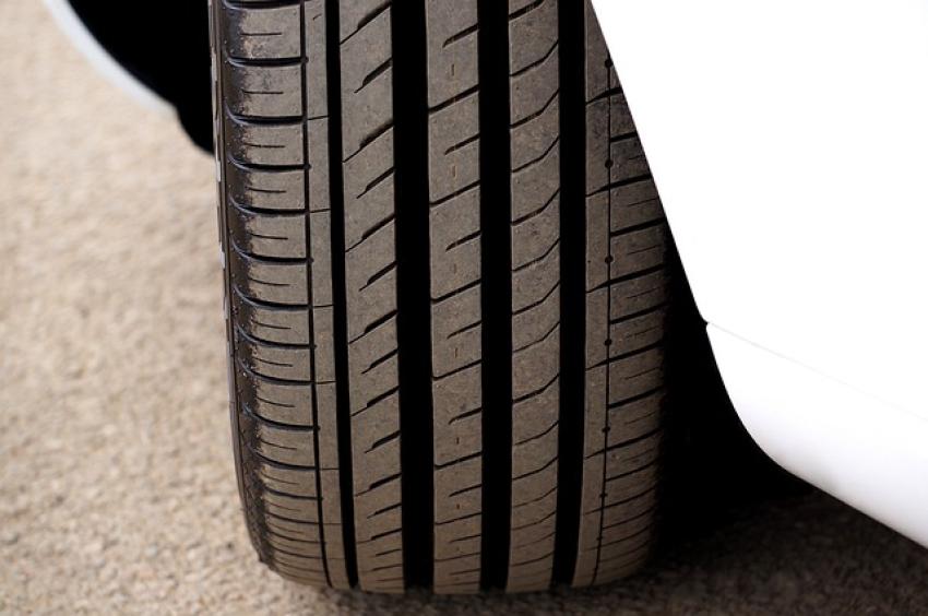 All-season tyres are suitable for both weather:-