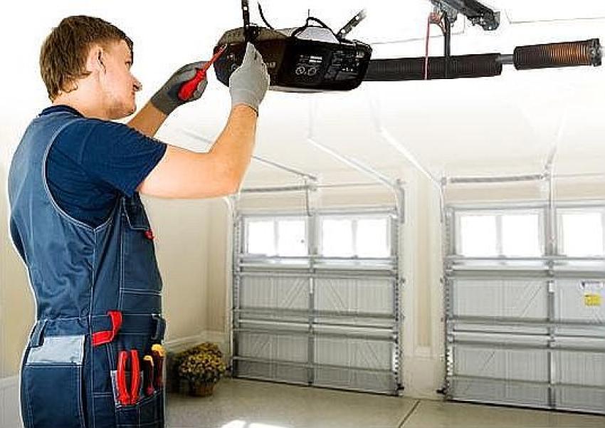 9 Problems Garage Door Opener Repair Experts Can Solve