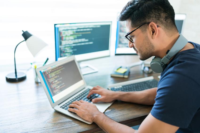 How Hiring a Professional Developer Improves SEO and User Experience