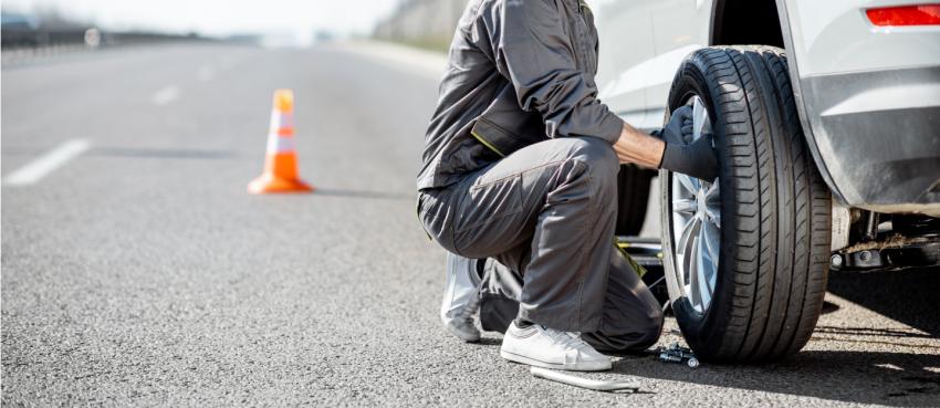 Does Roadside Assistance Work During Severe Weather?