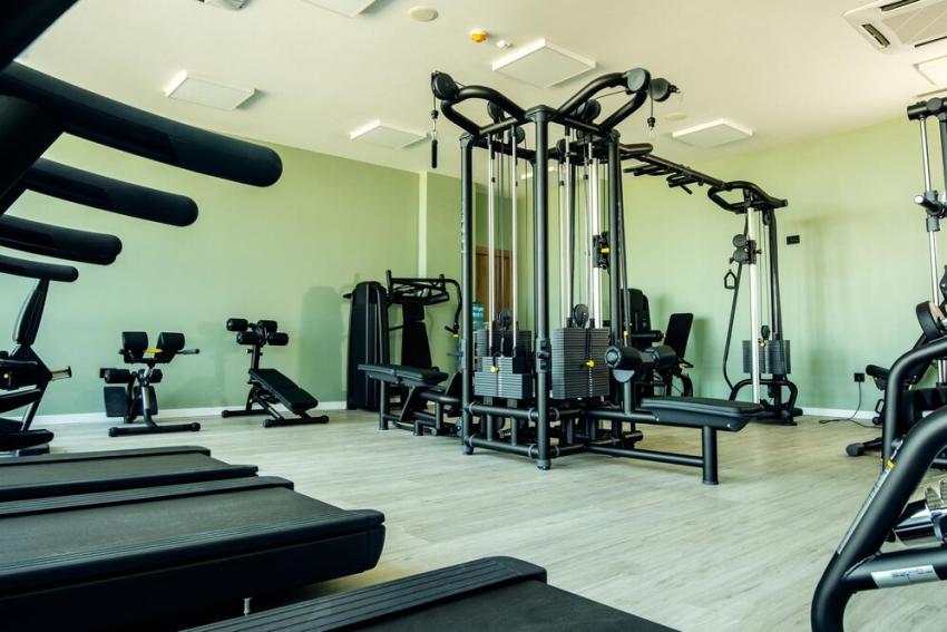 How to Design a Fitness Equipment Storage System that Fits Your Space?