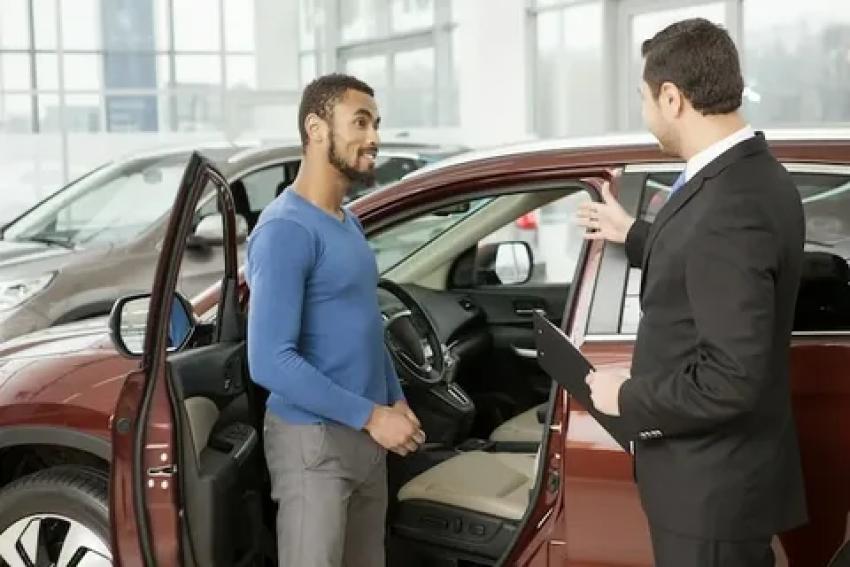 Top 8 Benefits of Working With Certified Car Brokers in 2025