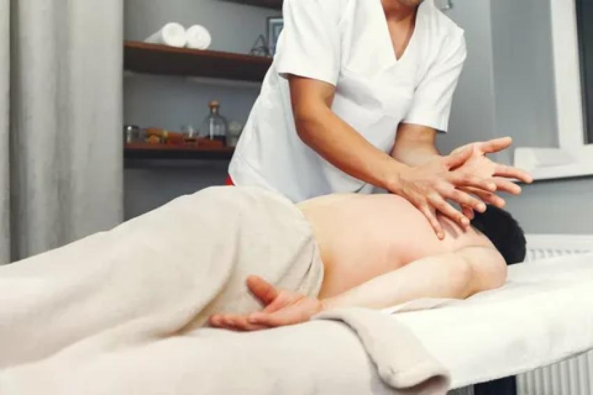 8 Affordable Massage Therapy Services That Won't Break the Bank