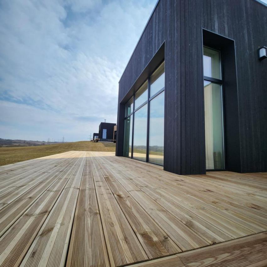 Get Structural Fixity of Building with Burned Wood Cladding