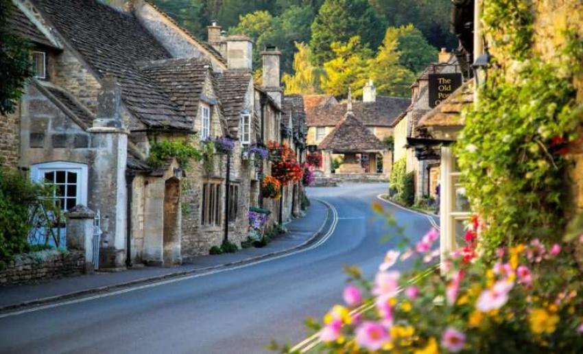 Summer Cotswolds Tours: Cherish Sunshine, Lavender Grove & Outdoor Pursuits