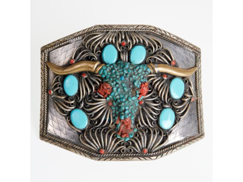 Items from Fashion World and Style Icon Iris Apfel will be Auctioned Oct 15-17 by Millea Bros Ltd