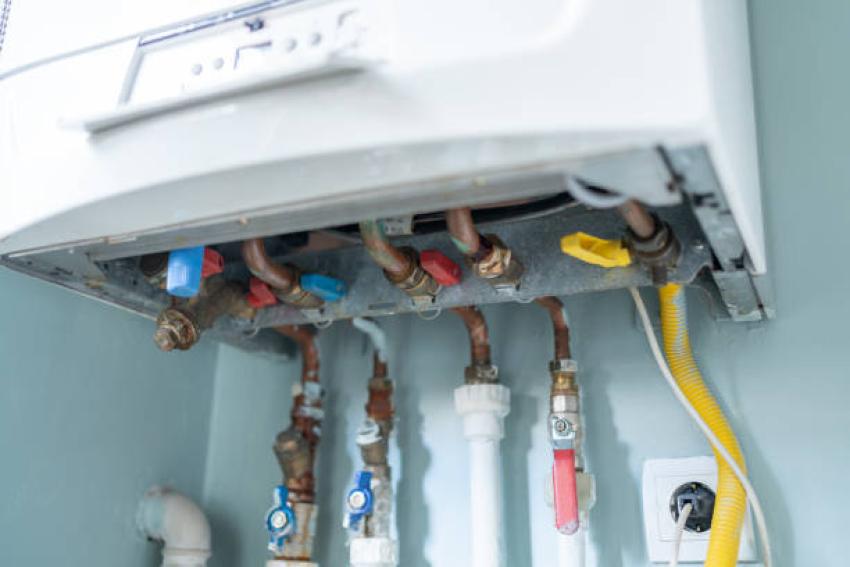 How to Choose the Right Contractor for Gas Furnace Replacement