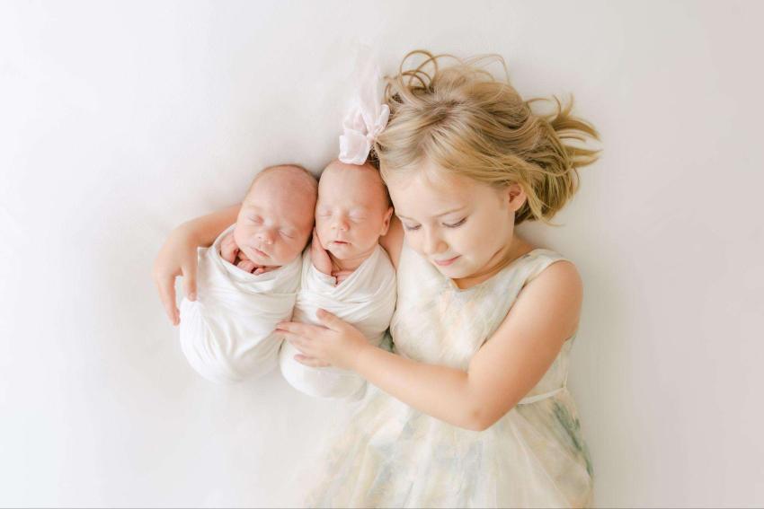 Virginia Schultz Photography Opens 2026 Session Collective Memberships for Omaha Families