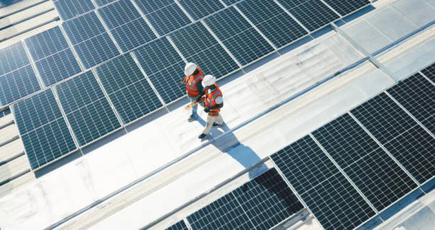 Top 8 Solar Solutions That Work for City Apartments