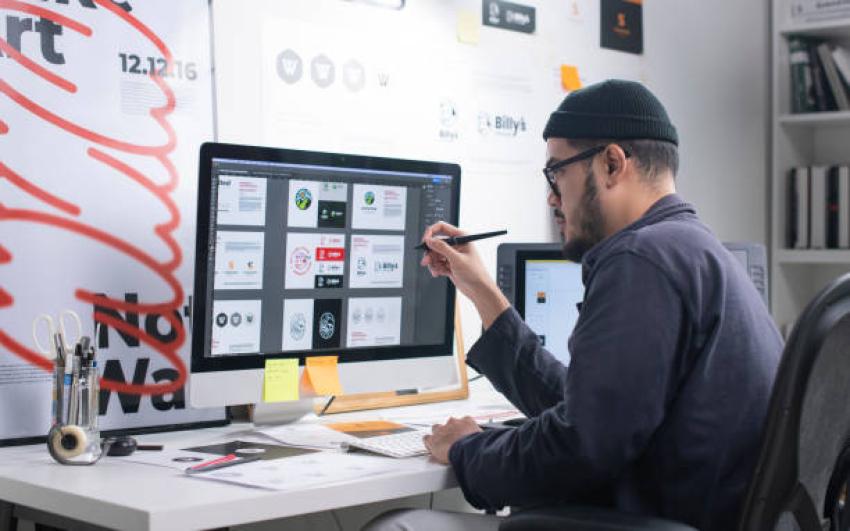 How Can Graphic Design Services Transform Your Social Media Presence?