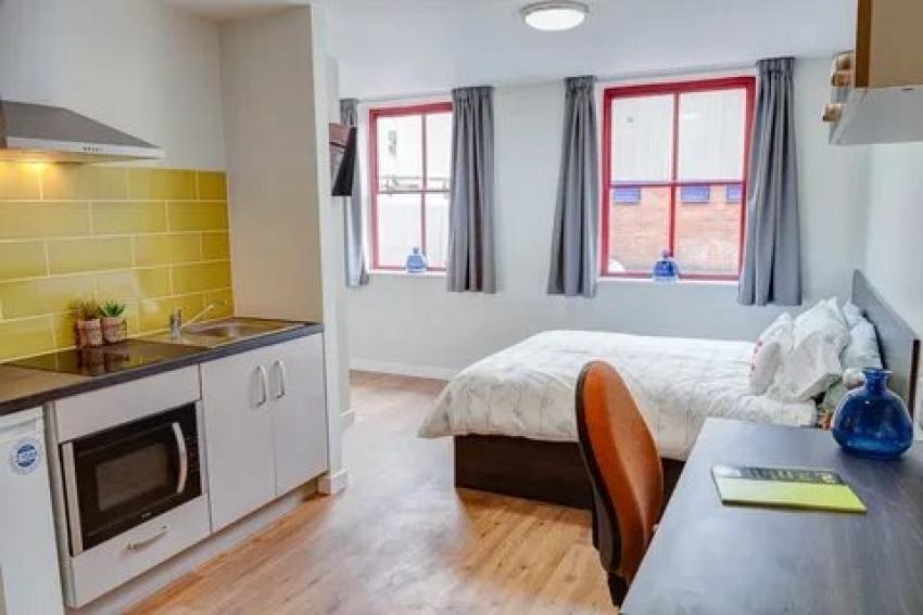 Is It Safe To Rent A Room From A Private Landlord?