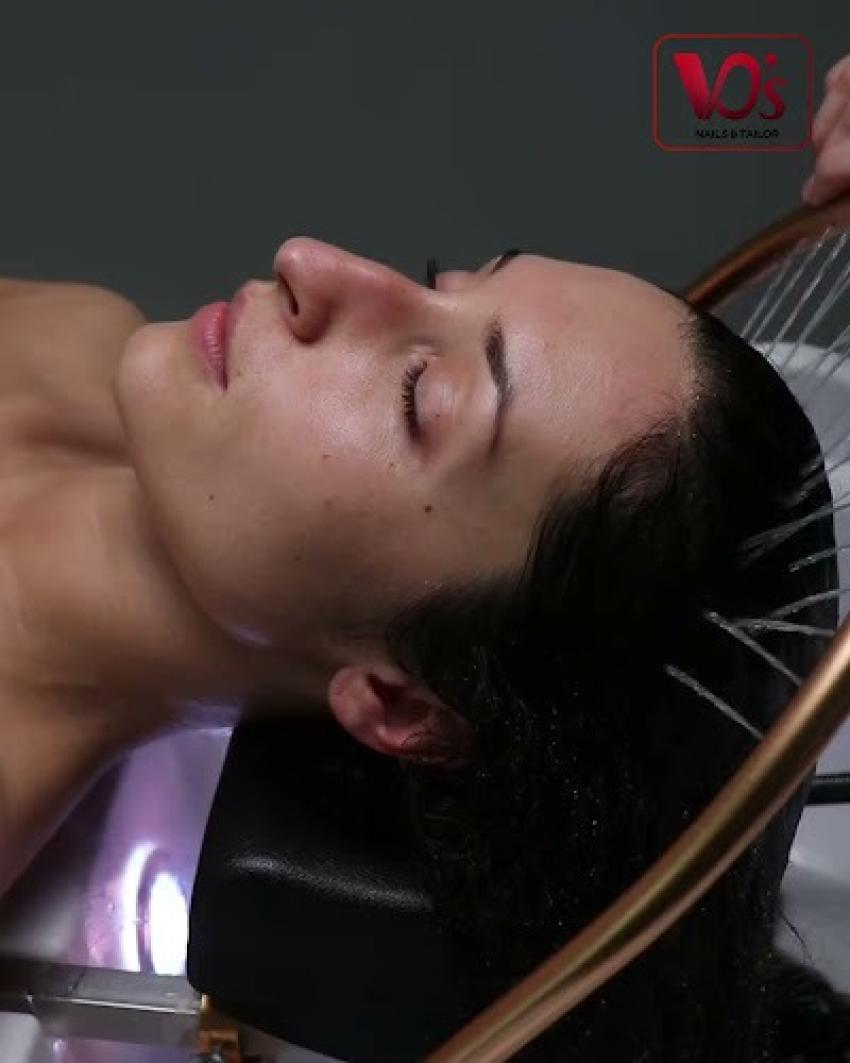 What’s the Ideal Order — Facial First or Nails First?