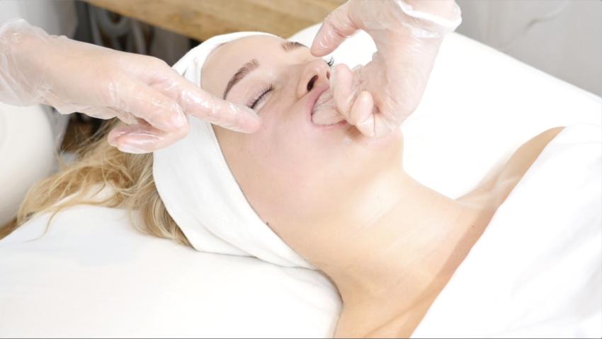 What Are the Key Benefits of Buccal Facial Massage Services?