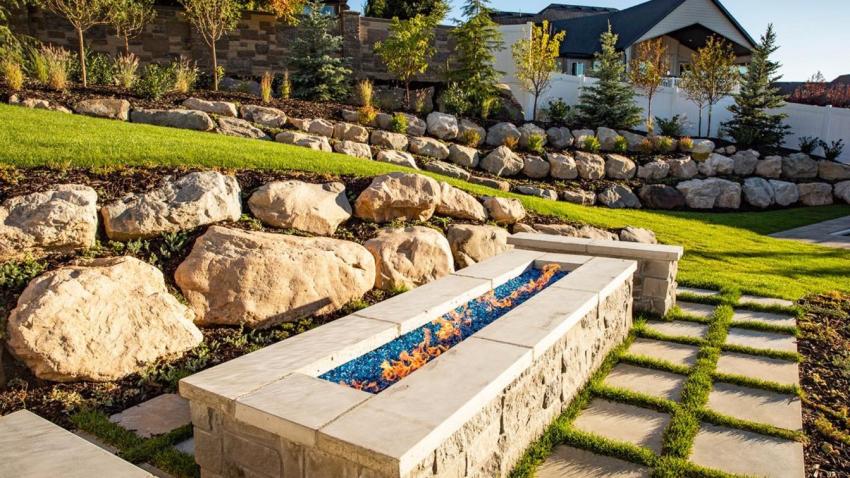 How Hardscape Contracting Can Solve Your Pool Deck Nightmare