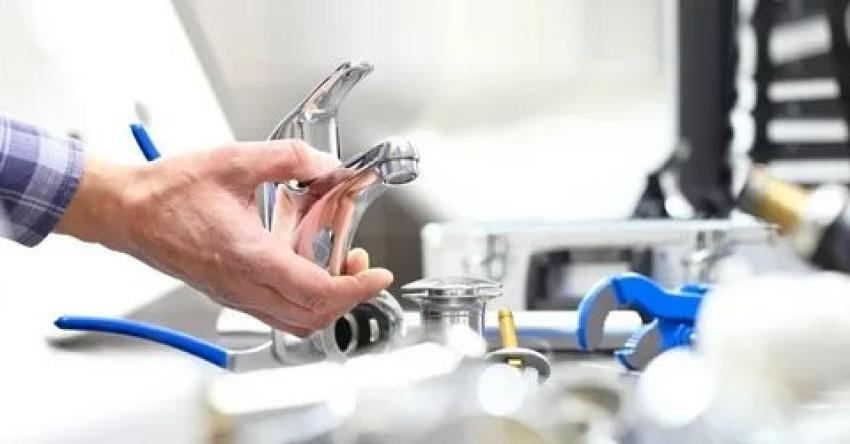 8 Smart Tips From Professional Plumbing Services for Winter Plumbing