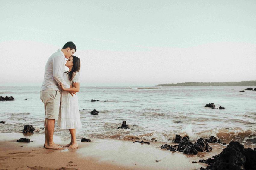 Kerala Honeymoon Tours: Slow Days, Soft Skies, and the Sound of Water