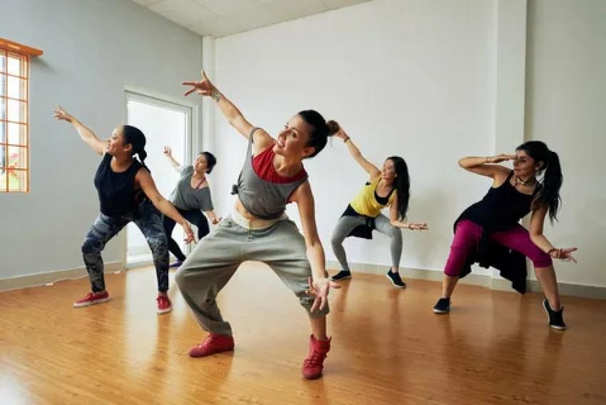 What Makes a Hip Hop Dance Class the Best Stress-Relief Workout Today?