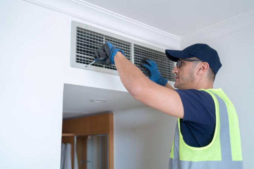 How Air Duct Cleaning Services Improve Daily Home Comfort