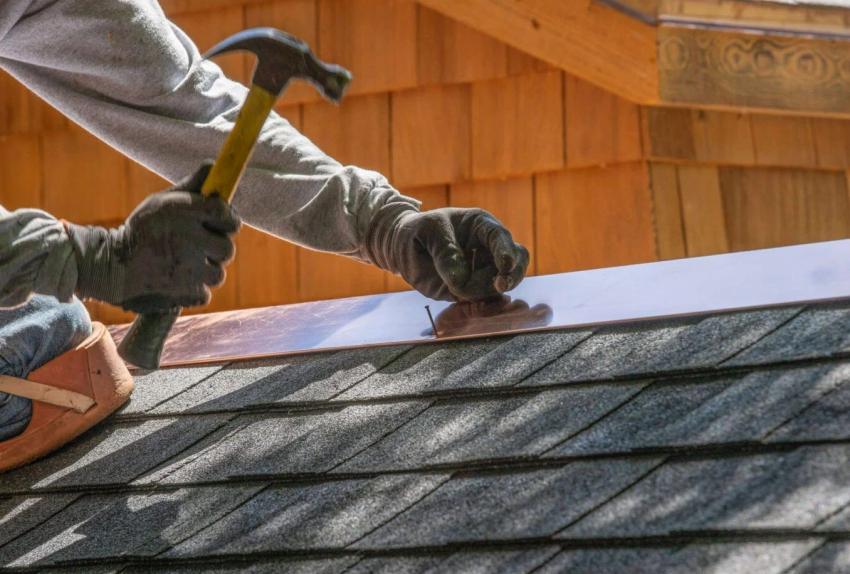 Why Should Homeowners Schedule Roof Repair After a Heavy Storm?