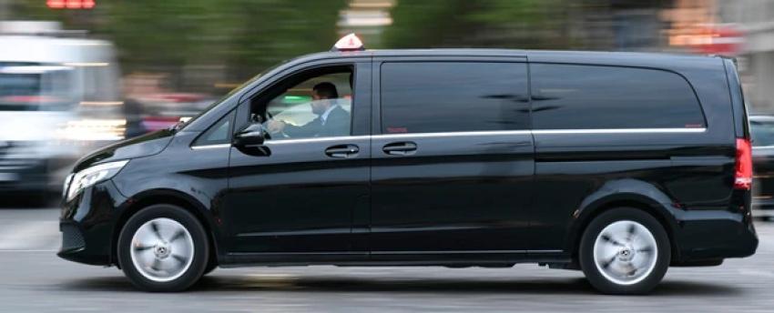 Smooth & Reliable: Paris Airport Shuttle and Private Driver Services