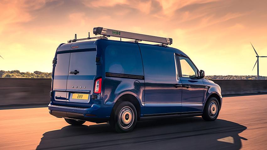 Fast and Easy: Online Taxi Booking for Paris Airports and Tourist Travel