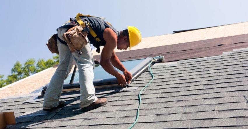 Emergency Roof Repair? How a Roof Installation Company Can Help Fast