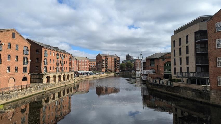 Smart Travel in Leeds: How Tech Is Changing The Way We Explore the City